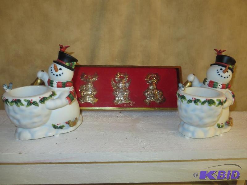 lot 36 image: 2 PARTYLITE  ---- NEW ---- Snowmen Votive Holders & 3 Silver Plated Ornaments