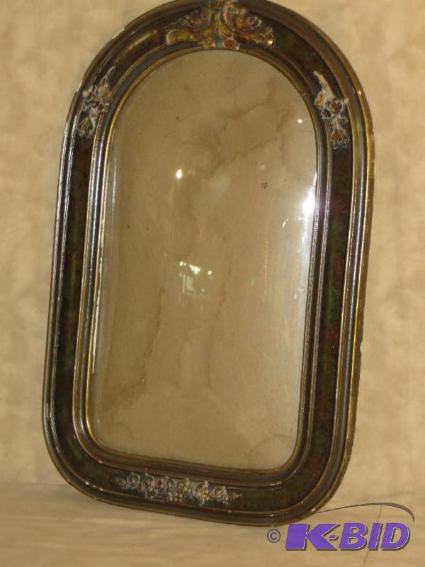 lot 4 image: Antique PICTURE FRAME - CONVEX GLASS - GESSO FRAME