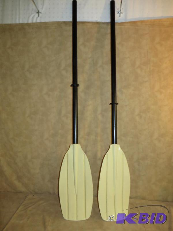 lot 51 image: Pair of Paddles