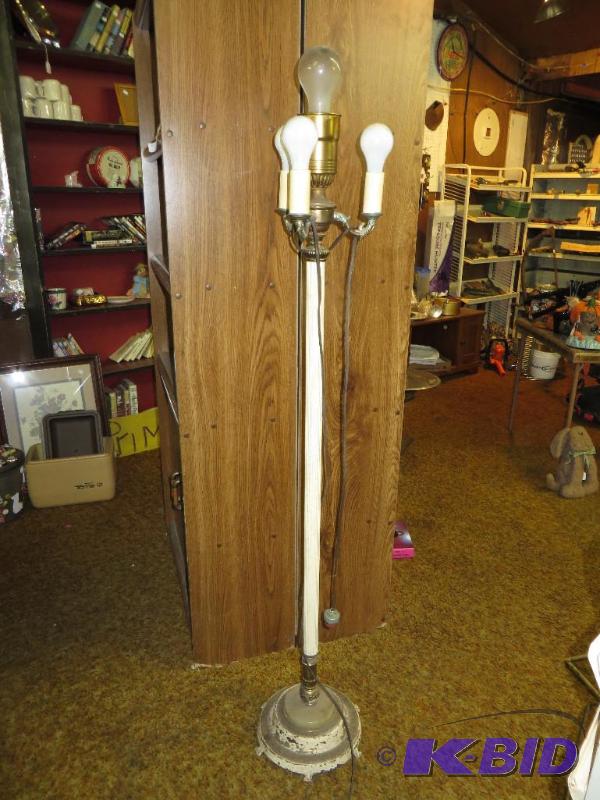 lot 69 image: Great Old Floor Lamp