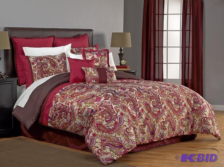 lot 24 image: Pembroke 25pc Bedroom Set - Queen