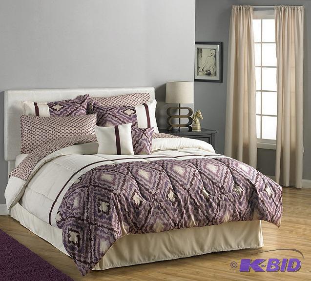 lot 31 image: Fresno 20 Piece Queen Bed Set