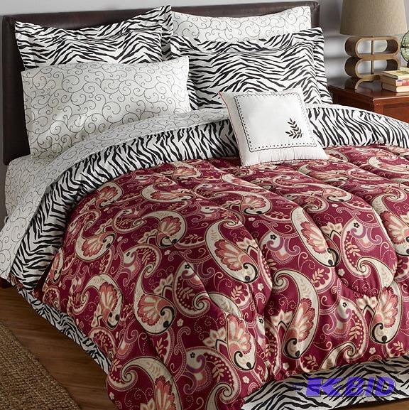 lot 32 image: MyHome Nikki Queen Comforter Set