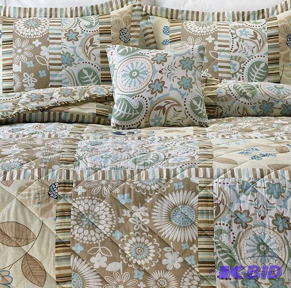 lot 55 image: Madeline 3 Piece Quilt Set
