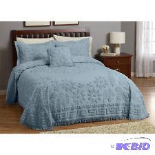 lot 7 image: Sabrina 3pc Chenille Bedspread Set