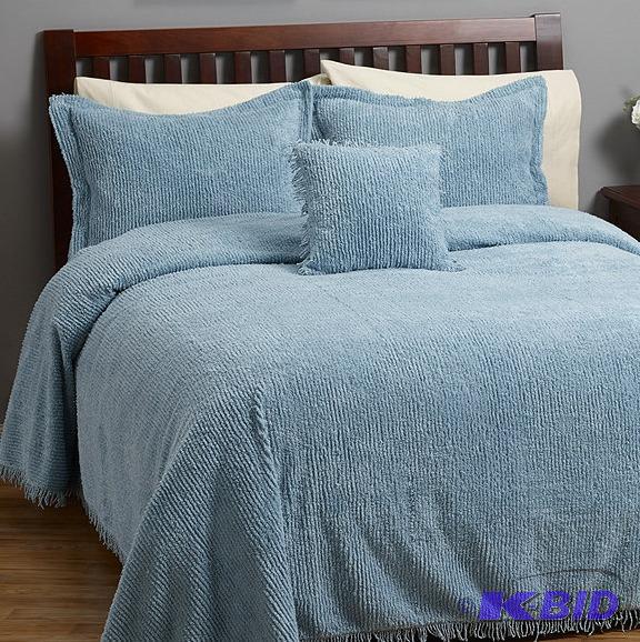 lot 8 image: Concerto 2pc Chenille Bedspread Set