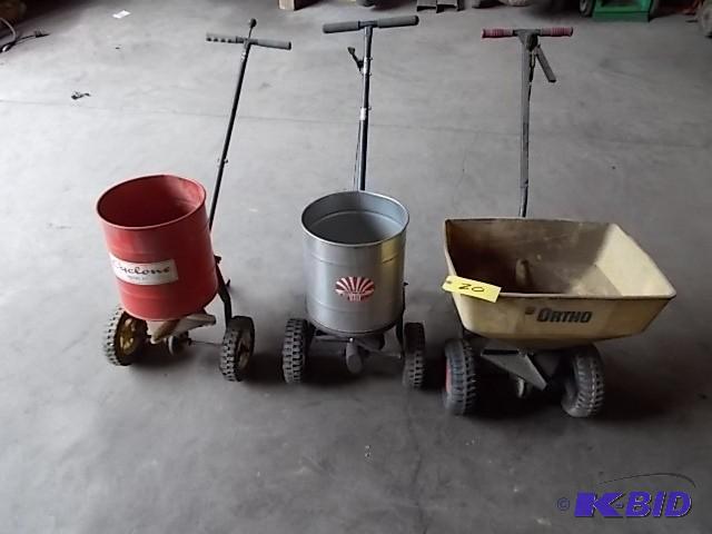 lot 20 image: (3) Broadcast Spreaders...