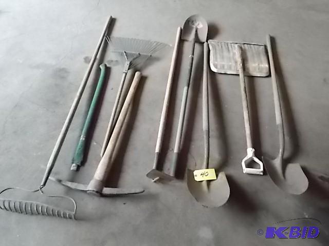 lot 40 image: Asstd Tools...