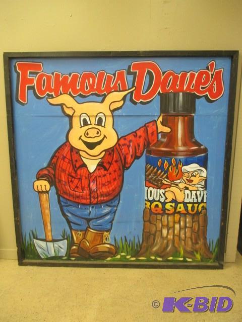 Famous Daves advertising pig