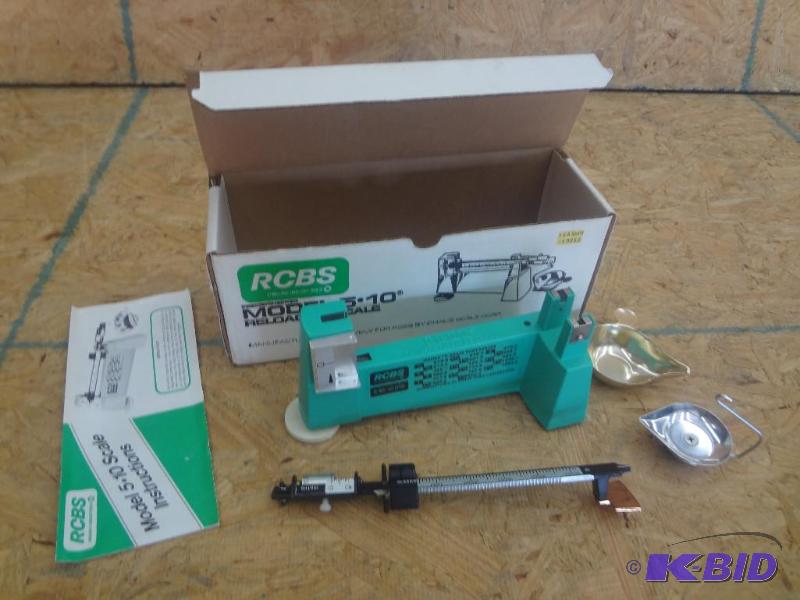 RCBS Model 5-10 Reloading Scale...