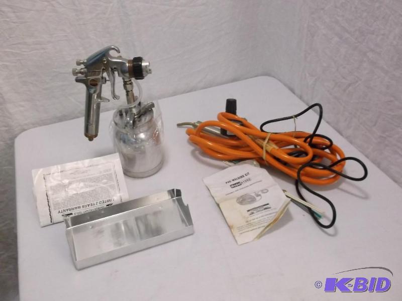 Lot with Professional Air Paint Sprayer &amp...