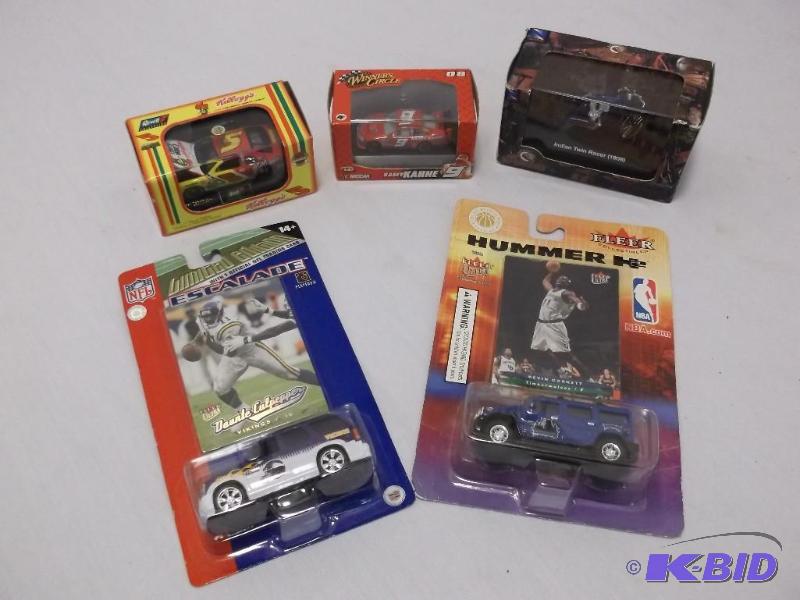 Nice lot of Die Cast items 1908 Indian Twin R...