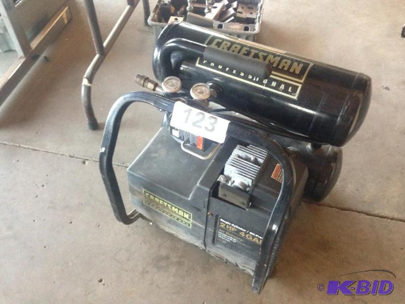 lot 123 image: Craftsman air compressor. Untested by us....