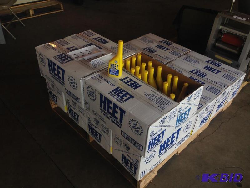 lot 172 image: 2 cases of Heet gas antifreeze and water remo...