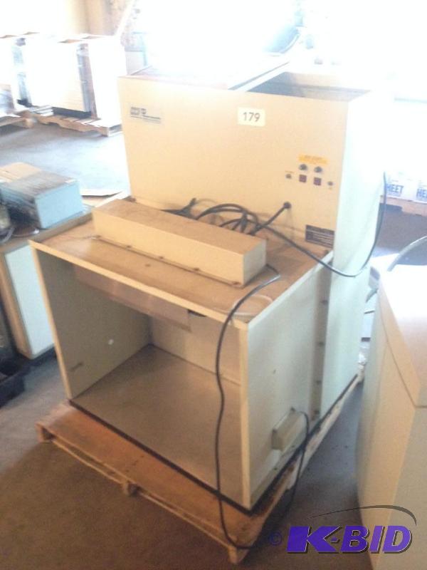 lot 179 image: Contamination Control vent hood....
