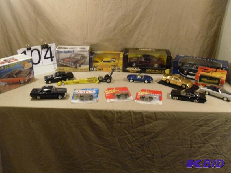 lot 104 image: Lot of 14 Collectible Cars and 2 Car Kits....