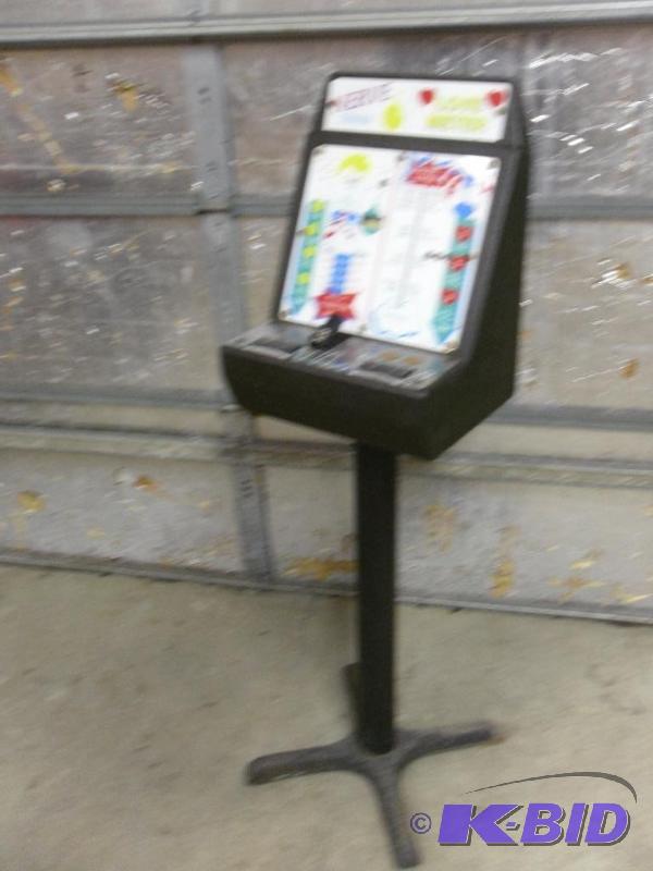 lot 116 image: Vintage coin op novelty game machine. &quotN...