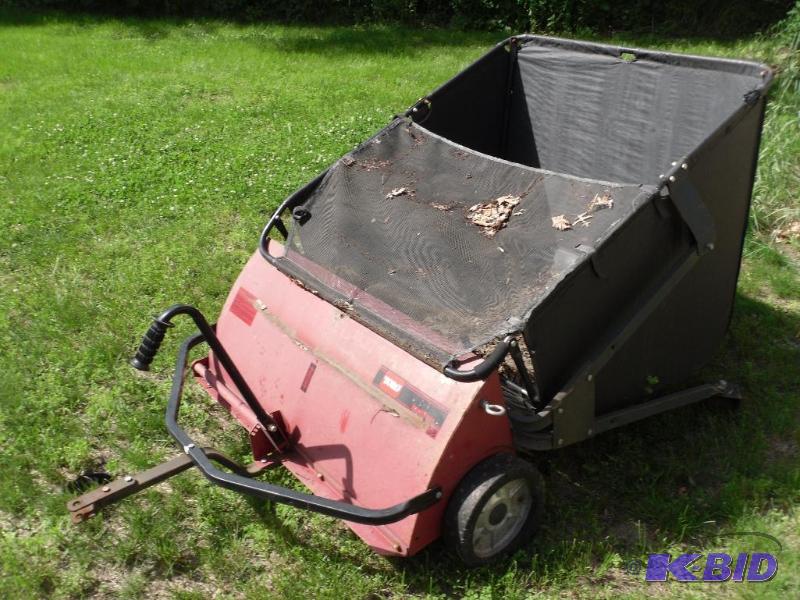 lot 4 image: Toro Lawn Sweeper