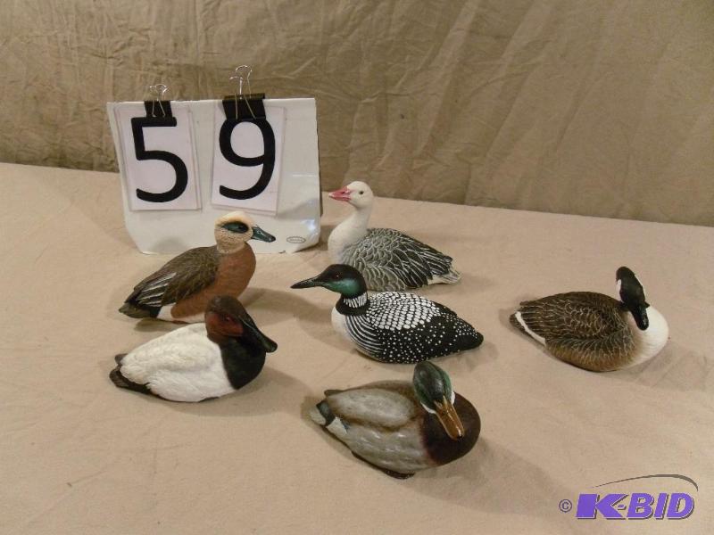 lot 59 image: Set of 6 &quotThe Hadley Collection" Du...