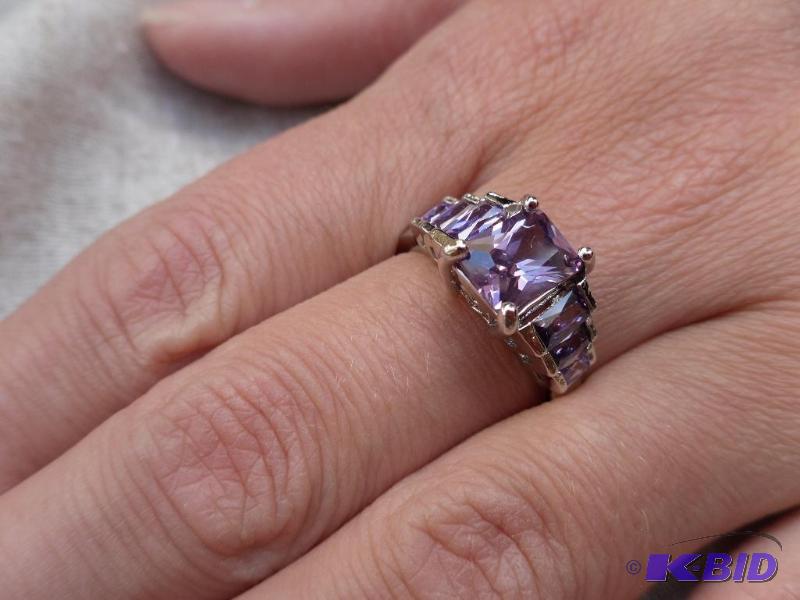 lot 7 image: New Gorgeous Womens&nbspPurple 925 Sterling ...