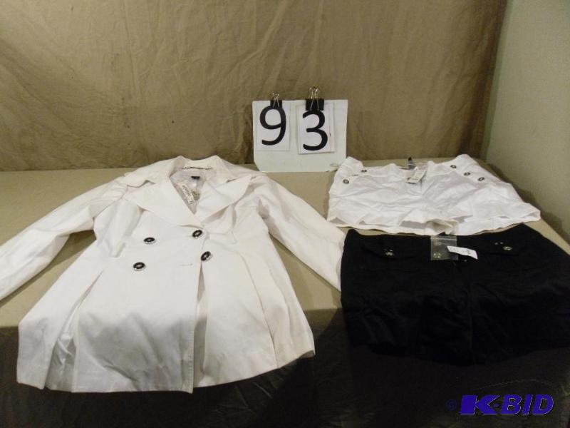 lot 93 image: NEW White House Black Market Medium $178 Jack...