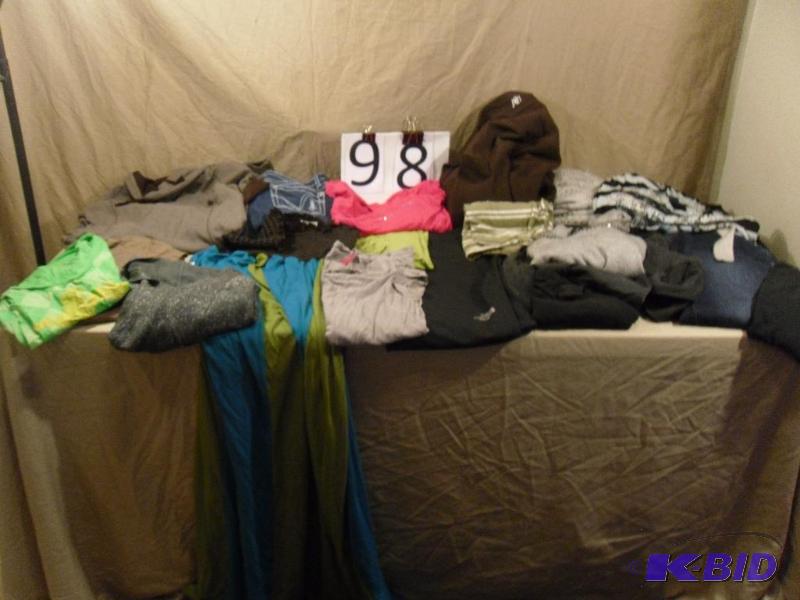 lot 98 image: Lot of Womens Clothing. Mostly&nbspSize Medi...