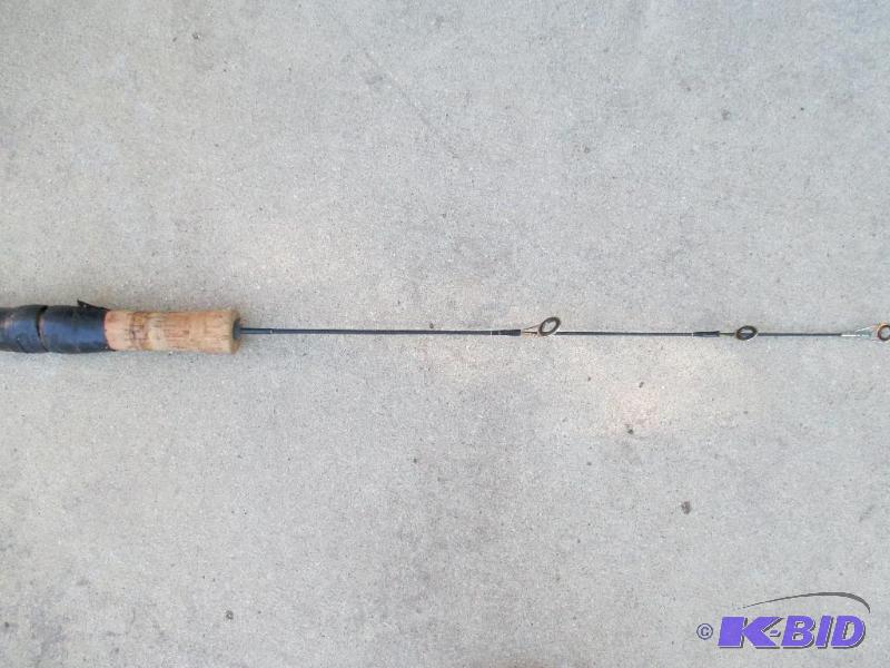 lot 120 image: small fishing pole...