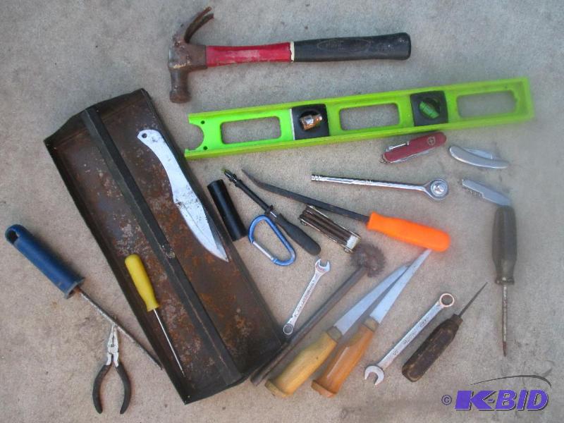 lot 139 image: lot of various tools...