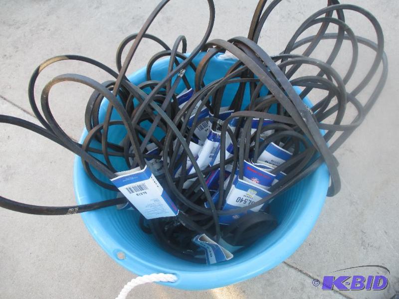 lot 153 image: lot of 5L belts, various sizes...