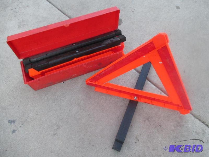 lot 168 image: DOT reflective folding triangles in case set ...