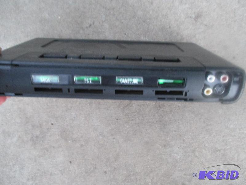 lot 186 image: video switch box 4 game capcity...