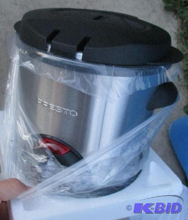 lot 194 image: Presto deep fryer- new...