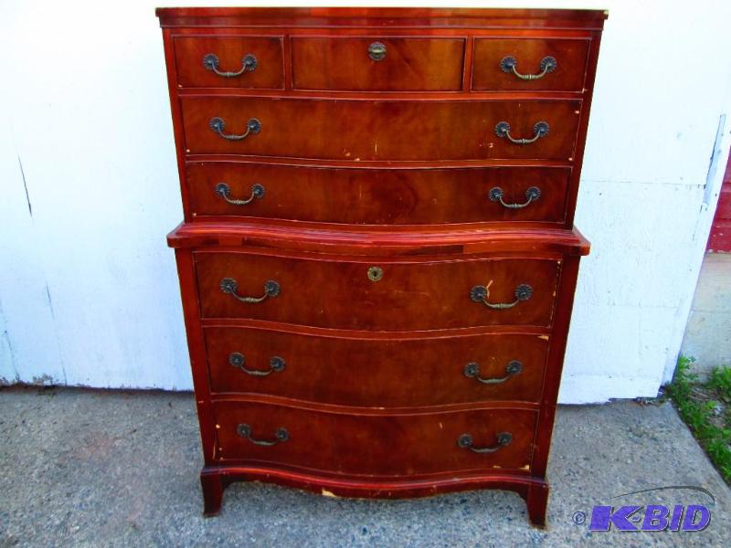 lot 199 image: Very nice antique dresser----beautiful curved...