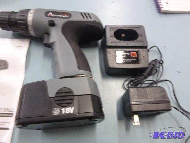 lot 17 image: Altocraft Cordless Drill 18 volt, 38&quot w...