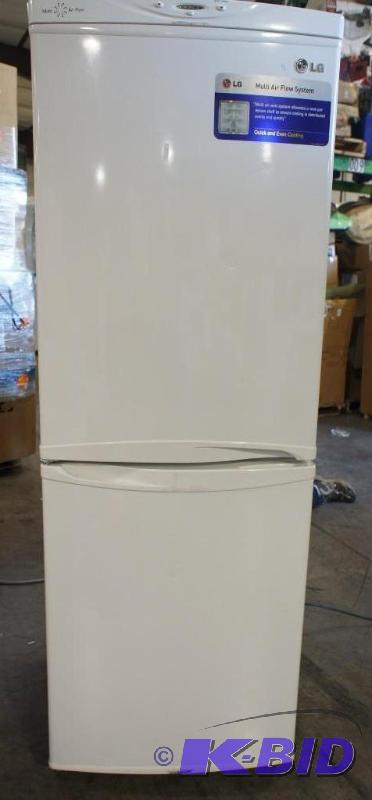 LG Refirgerator  Freezer. LG 10-cu. ft. refr...