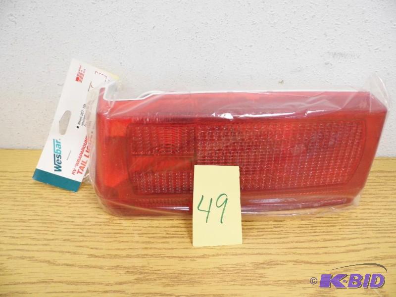 Wrap Around Curbside Tail Light