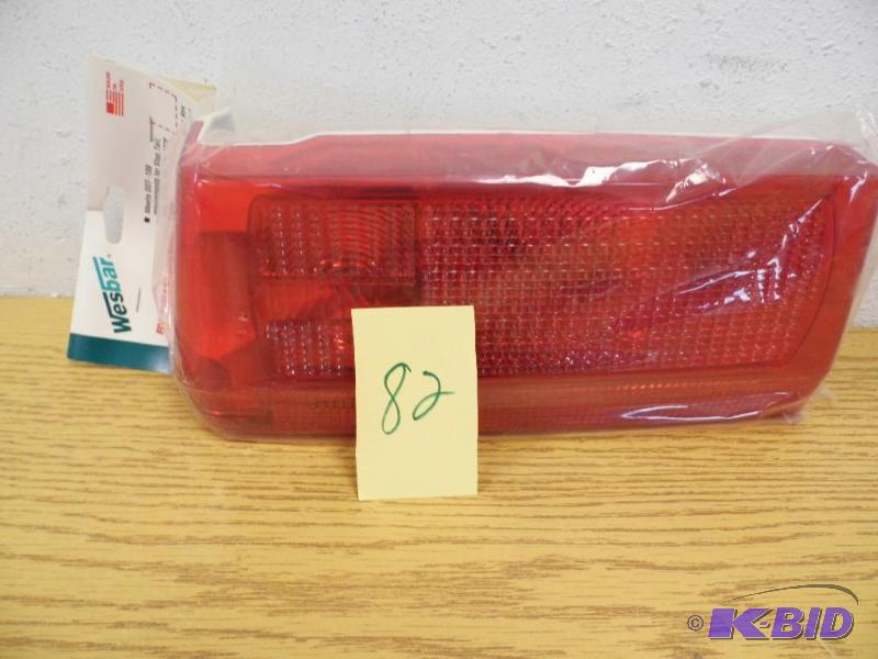 Curbside Wrap Around Tail Light