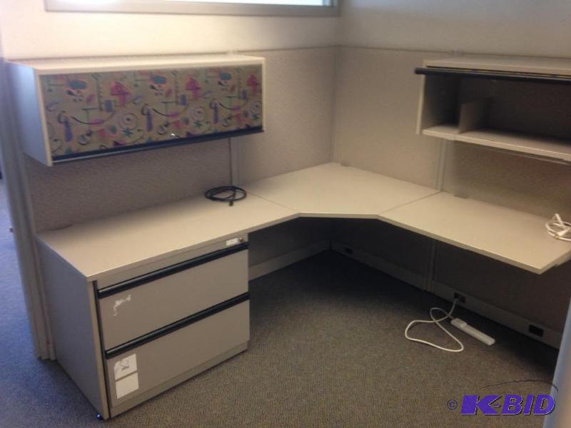 Modern Basic Cubicle