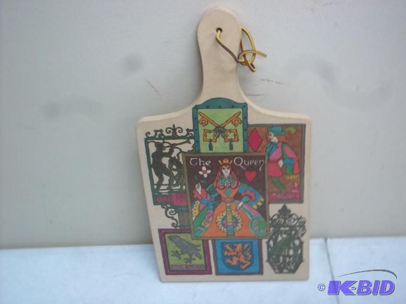 lot 105 image: The Queen Decor Cutting Board...