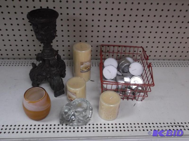 lot 158 image: Lot Of Candles And Tea Lights...
