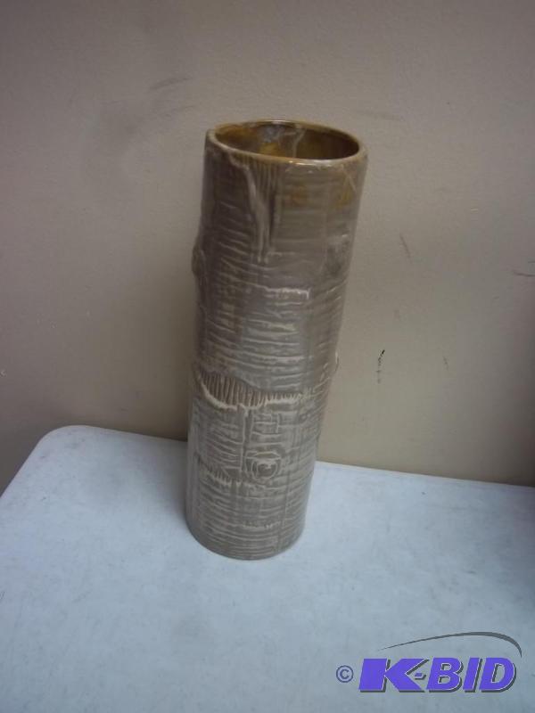 lot 32 image: Glass Tree Stump Vase - Kohls Lake Cabin...