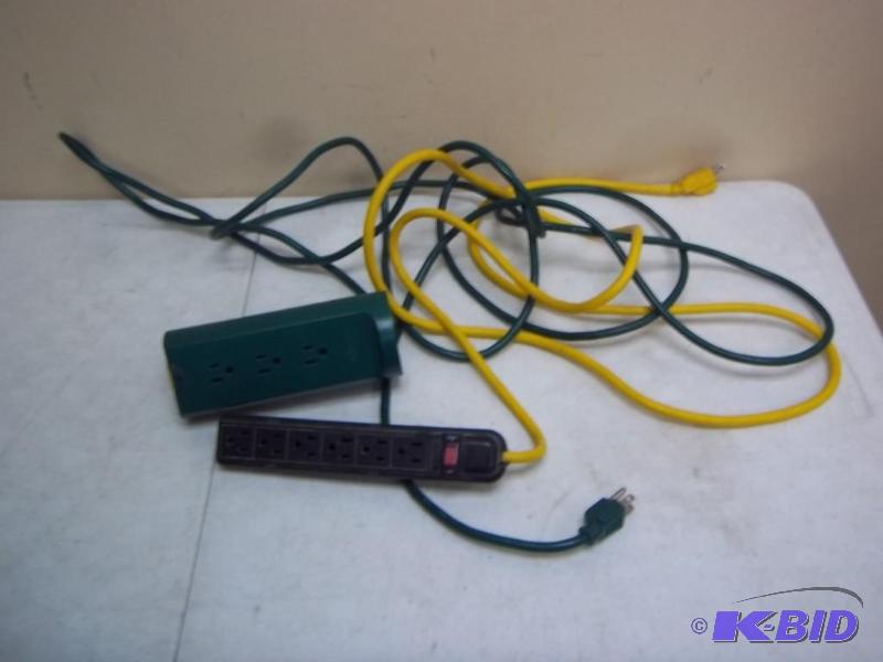 lot 91 image: Pair Of Extension Cords With Outlet Pads...