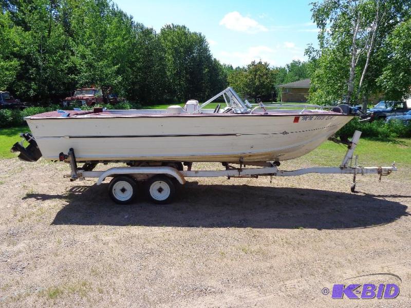 1979 Sylvan 18 Boat with InboardOutboard En...