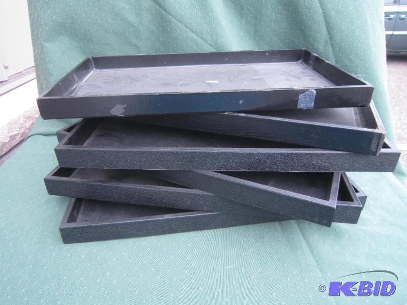 Black display trays