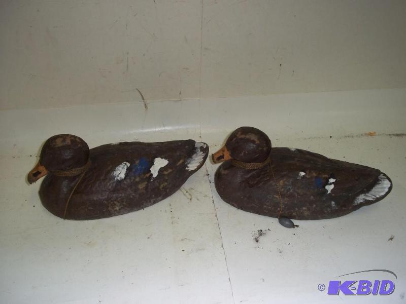 lot 159 image: Duck decoys
