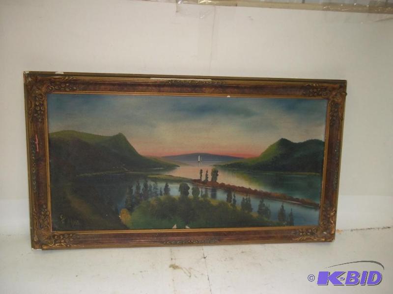 lot 162 image: Wall decor