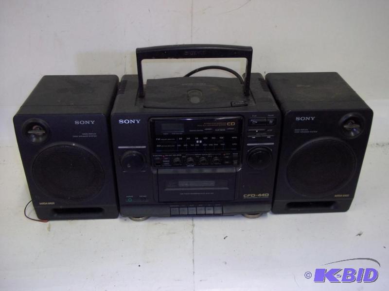 lot 180 image: Boombox