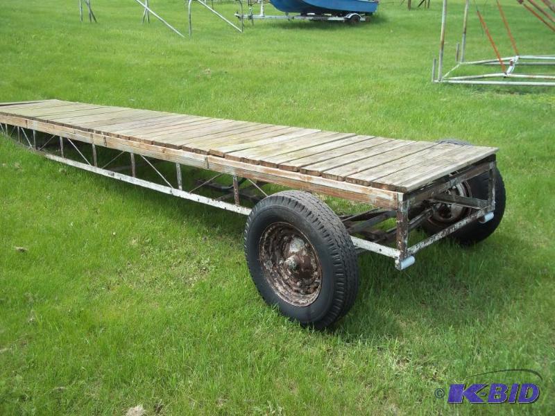 lot 221 image: Steel Dock