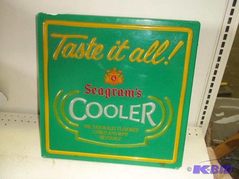 lot 237 image: Lighted Beer sign