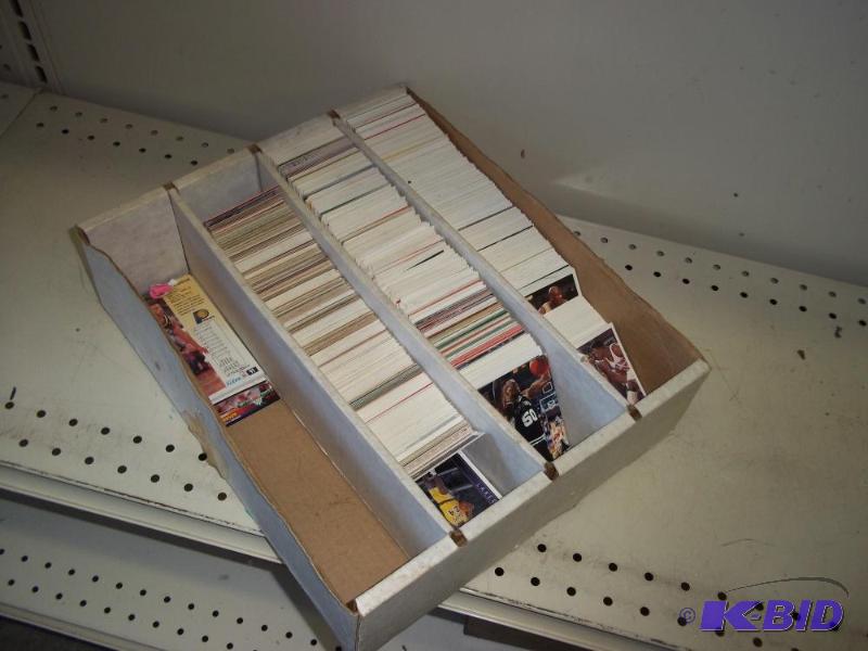 lot 247 image: Basketball Cards